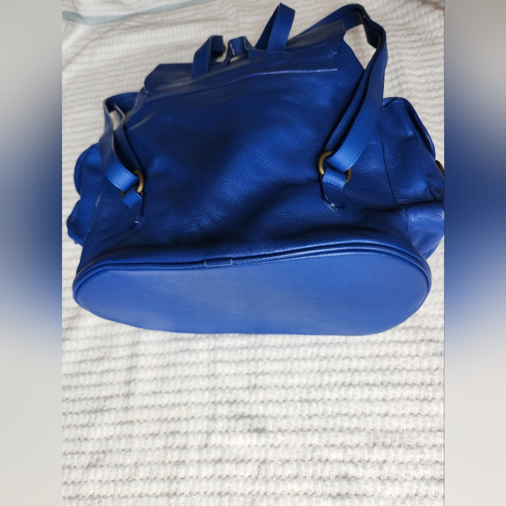 Blue Leather Drawstring Backpack Bag - Picture 5 of 5
